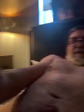 nothingbutagoontime68 online show from October 24, 2:08 pm