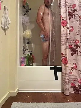 Snapshot of Matthew23Z chatting on October 8, 4:17 am Matthew23Z online show from October 8, 4:17 am