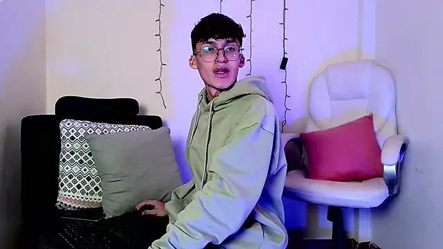 bellmontneon online show from November 3, 11:25 am