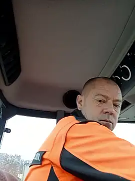 hugoboys4576 online show from October 14, 7:04 am