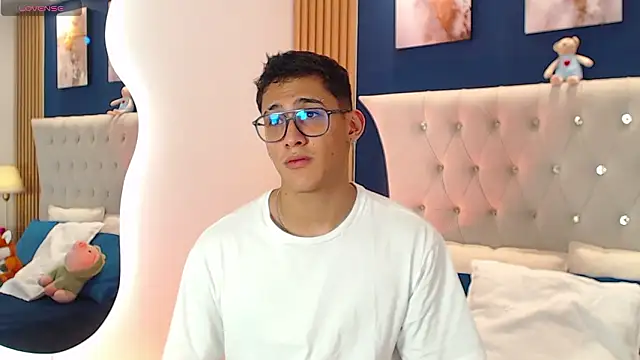 SalvadorFit online show from February 10, 8:57 pm