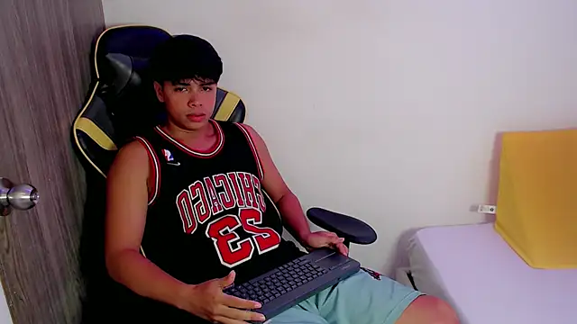 Kray x online show from September 18, 6:43 pm