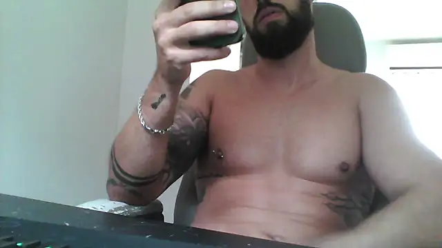 yourfantasy777 online show from September 25, 10:47 am