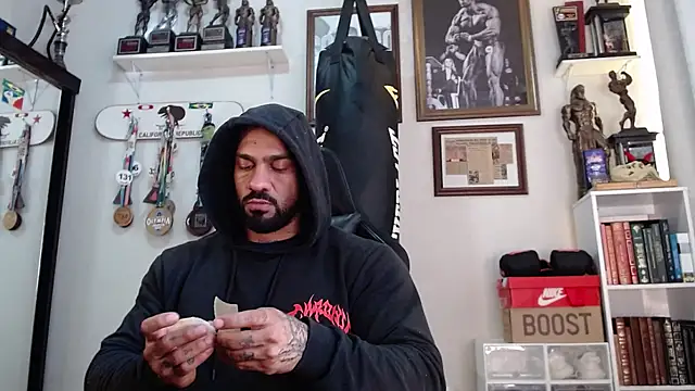 henryhadesflirt online show from April 17, 11:57 am