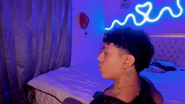 Glader31 online show from October 15, 10:06 pm