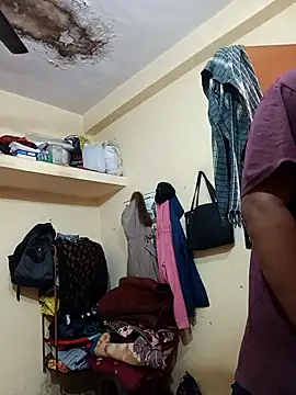 chunkyguy98 online show from February 2, 4:11 am