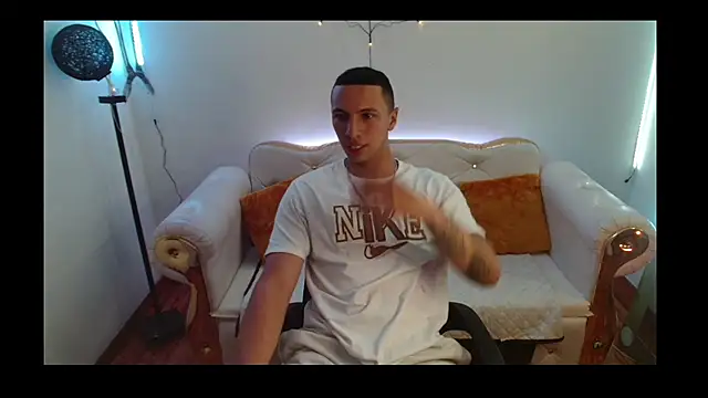 Kian Krost1 online show from October 20, 11:19 pm