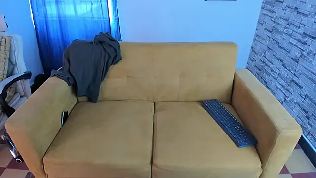 daniel leon online show from April 9, 6:36 pm