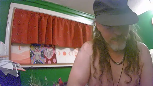 HippieDad333 online show from June 17, 1:40 am