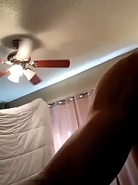 Snapshot of FreaxxxyAngel chatting on October 18, 4:12 pm FreaxxxyAngel online show from October 18, 4:12 pm