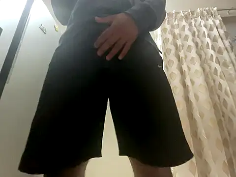 Snapshot of u_will_love_Z chatting on October 5, 5:39 pm u will love Z online show from October 5, 5:39 pm