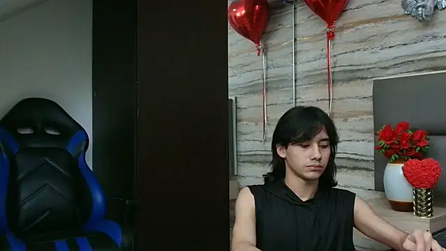 Lovers 21 online show from February 18, 3:48 am