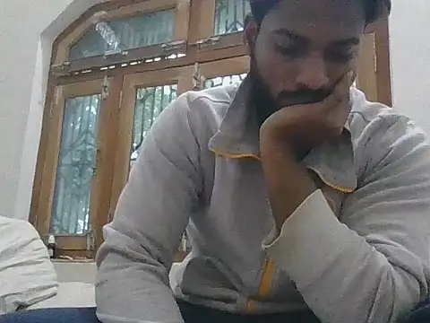 Raw12499 online show from November 28, 4:04 am