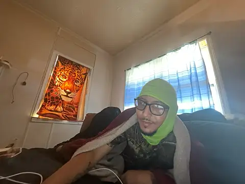 ThrowedWorldWide online show from January 16, 6:32 pm