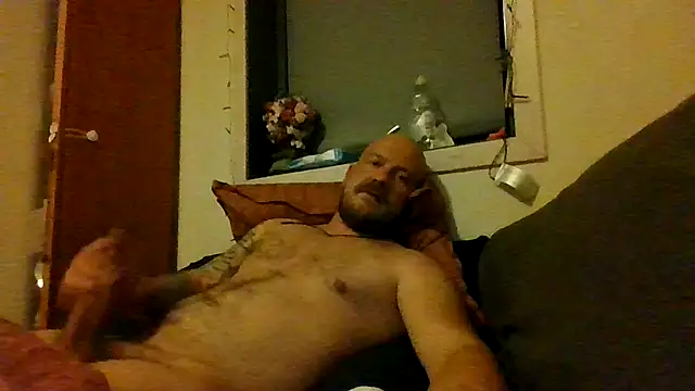 Snapshot of Real_viking chatting on October 20, 7:07 pm Real viking online show from October 20, 7:07 pm