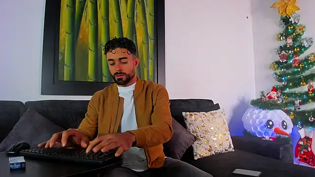  online show from December 18, 11:17 am