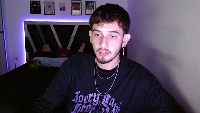 Sebasxxl12 online show from January 8, 5:23 am