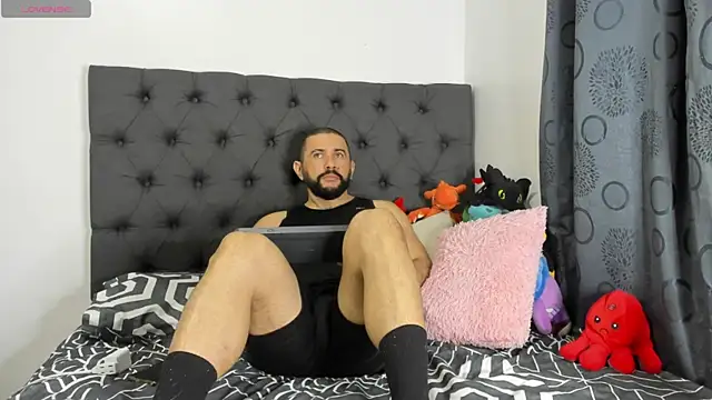 isaac franko online show from December 16, 12:28 am