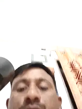 SlipperyRebound0 online show from November 2, 2:21 pm