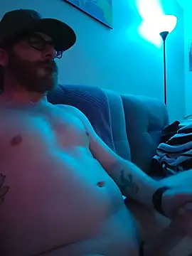 bobbyenglish69 online show from October 6, 7:46 am