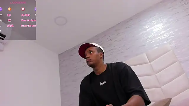 jax black online show from November 21, 7:35 pm