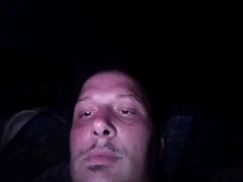 macKnd online show from November 27, 7:28 pm