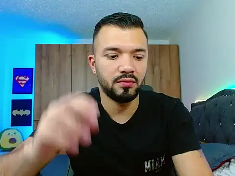 mathewv  online show from November 15, 4:03 am