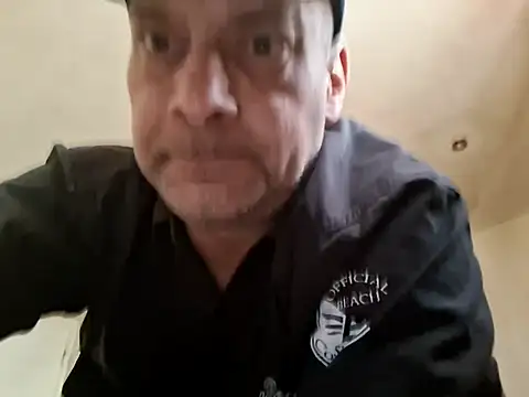 ChicoloXXX online show from June 4, 5:57 am