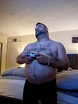 Roddog18 online show from November 20, 3:06 am