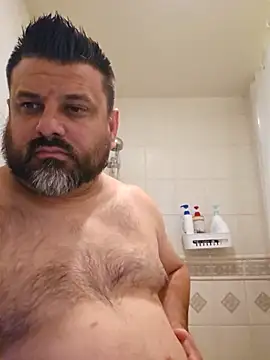 Roddog18 online show from June 3, 1:29 am