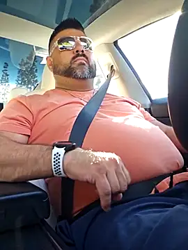 Roddog18 online show from February 25, 11:50 pm