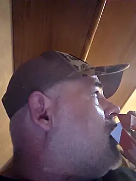 DeeBestEver online show from March 20, 6:23 pm