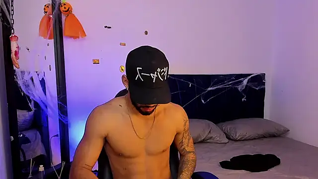 theo sky1 online show from October 29, 2:31 pm