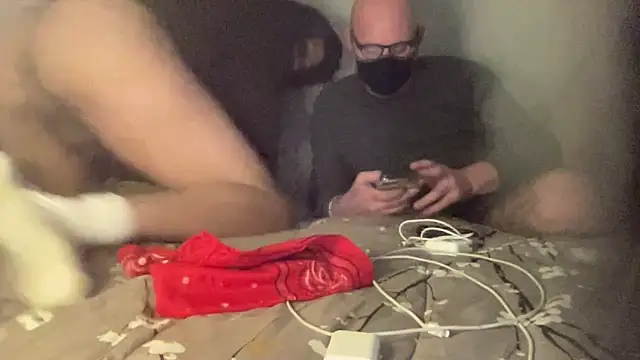 StroknGoon69 online show from December 15, 4:42 am