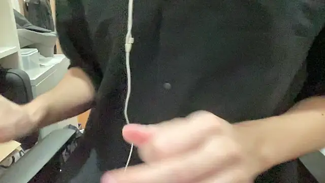 16hornydog online show from November 15, 3:58 pm