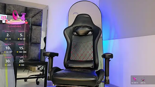 johnjaguar1  online show from June 3, 11:12 am
