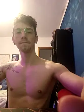 SweetGoodBoy22 online show from October 4, 6:24 pm