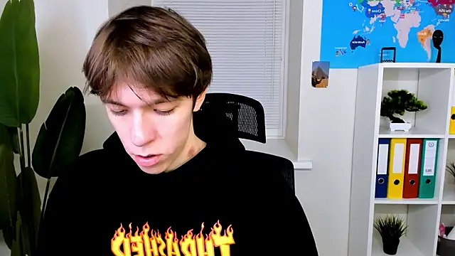 MarkBranston online show from February 27, 2:39 pm