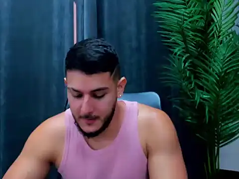 jasonshaw25 online show from February 17, 6:40 pm