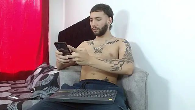 angel kyrozz online show from October 22, 7:27 pm