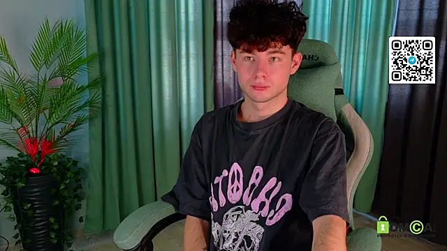 Cute Mike online show from March 25, 3:43 am