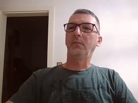 SilkenQuip online show from October 8, 9:08 pm