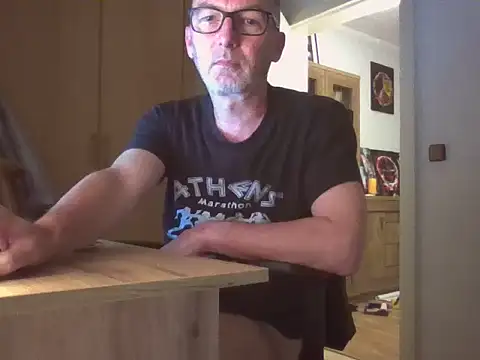 SilkenQuip online show from October 6, 6:34 pm