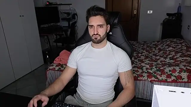 Al3xox02 online show from February 6, 5:21 pm