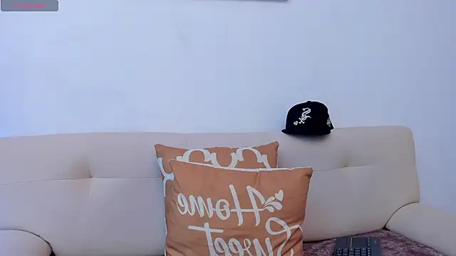 Leoo Miller online show from October 22, 9:18 pm