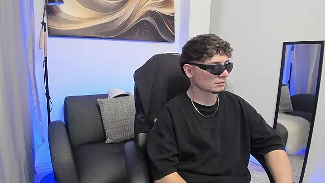 Leoo Miller online show from January 9, 5:02 am