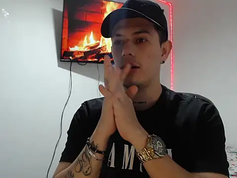 Snapshot of Mylo_smit chatting on October 13, 4:35 pm Mylo smit online show from October 13, 4:35 pm