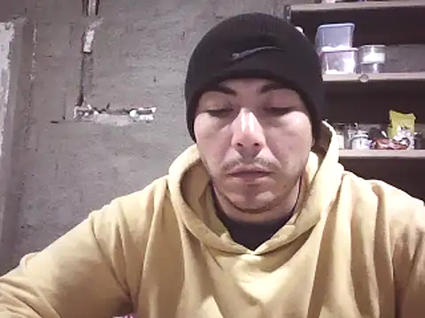 Snapshot of Lucius-08 chatting on October 30, 12:13 am Lucius-08 online show from October 30, 12:13 am