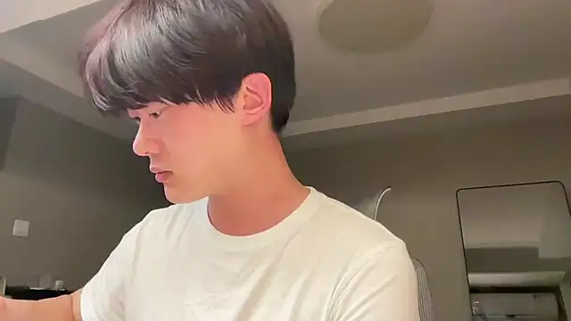 iambennet online show from December 15, 12:57 pm