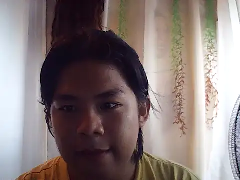Snapshot of Fairytail16 chatting on October 20, 1:42 am Fairytail16 online show from October 20, 1:42 am